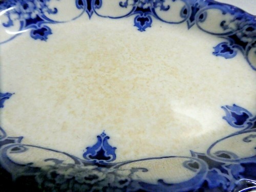 ANTIQUE JONES & SONS VICTORIAN ART NOUVEAU POTTERY MEAT PLATE PLATTER FLOW BLUE - Picture 2 of 5