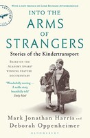 Deborah Oppenheimer - Into The Arms Of Strangers Stories Of The Kind - G245Z