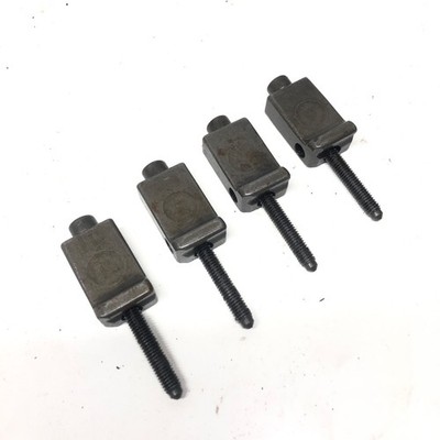 VOLKSWAGEN TRANSPORTER T5 1.9 TDI BRS DIESEL FUEL INJECTOR CLAMPS AND BOLTS
