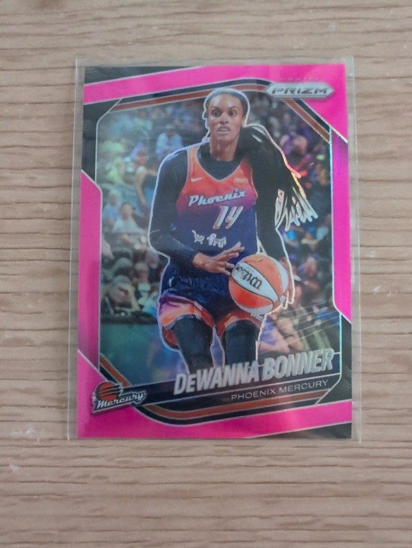 2025 Panini Prizm WNBA - DeWanna Bonner #32 Pink Prizm /175
