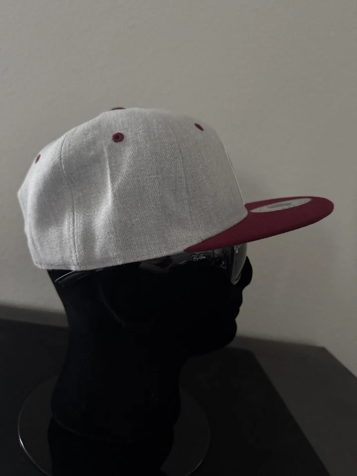 Philadelphia Phillies Retro Throwback 1970’s Logo Gray Snapback Adult Size Hat - Image 3 of 4