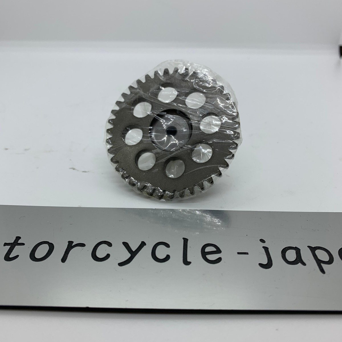 KAWASAKI Genuine Vulcan1500 VN1600 VN1500 39 Tooth Oil Pump Gear
