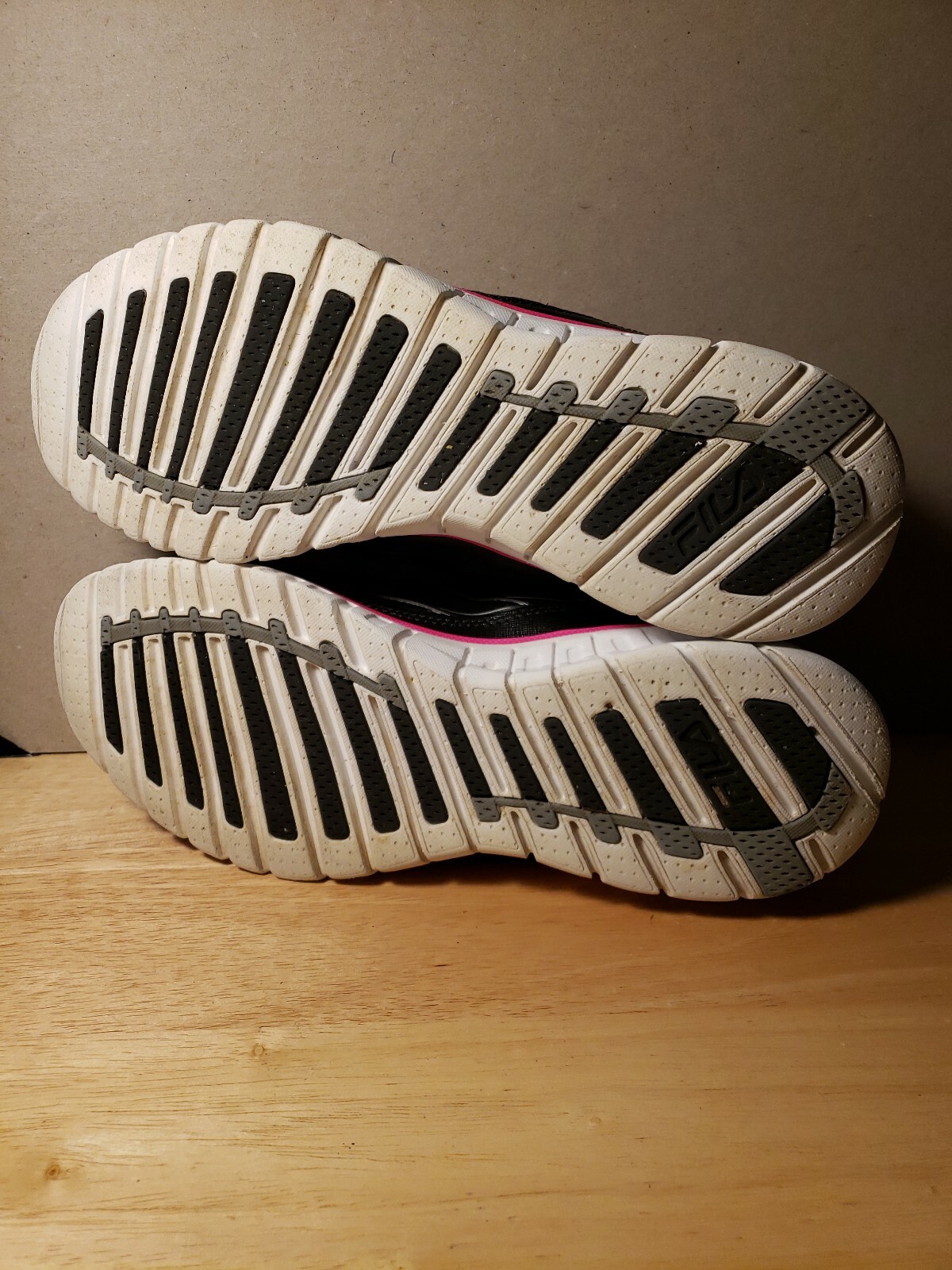 Fila Hyper Split 3 Black/Pink/Silver Running Shoe… - image 9