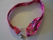 Skull lanyard hot pink