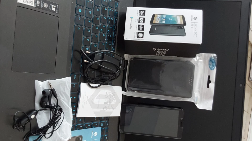 Téléphone portable danew - Photo 3/4