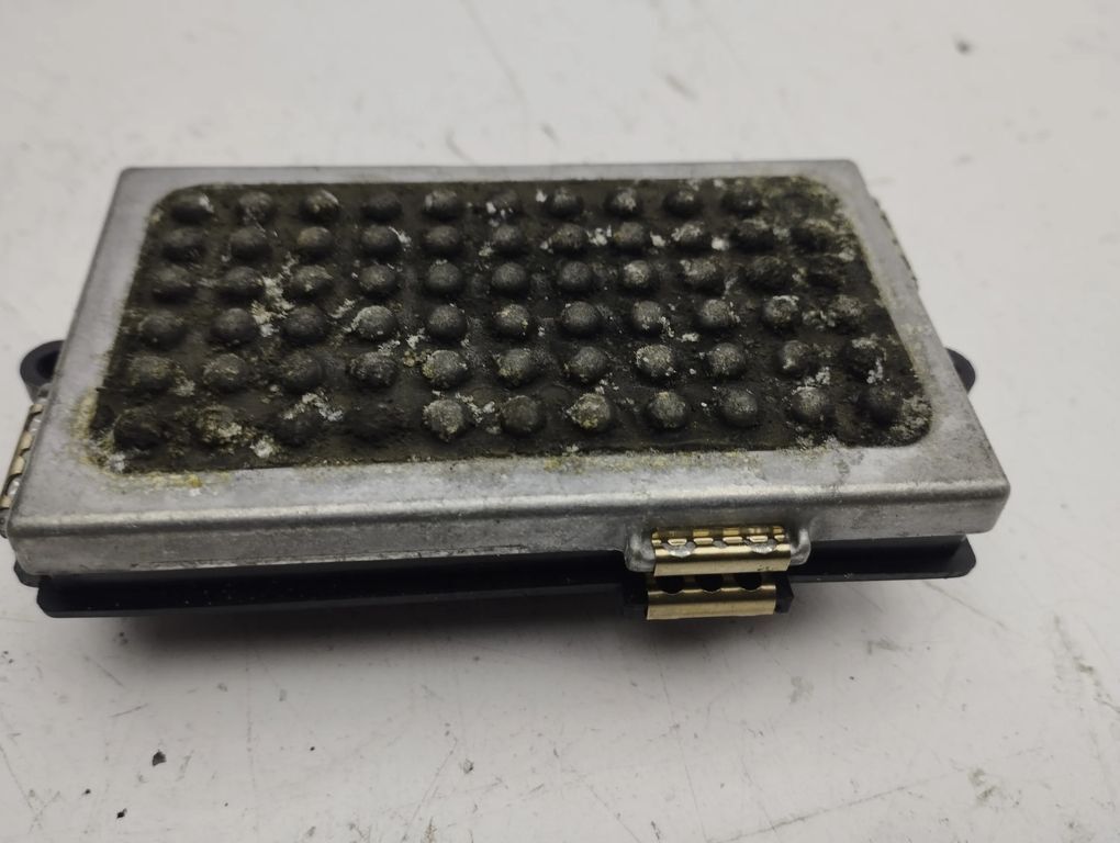 BMW 7 F01 F02 F03 F04 2009 Heating Fan Regulator Resistor 9179413  