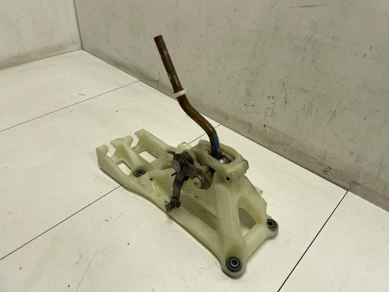 TOYOTA MR2 SPYDER 2001 CONJUNTO DE CÂMBIO MANUAL DE FÁBRICA - Imagem 3 de 4