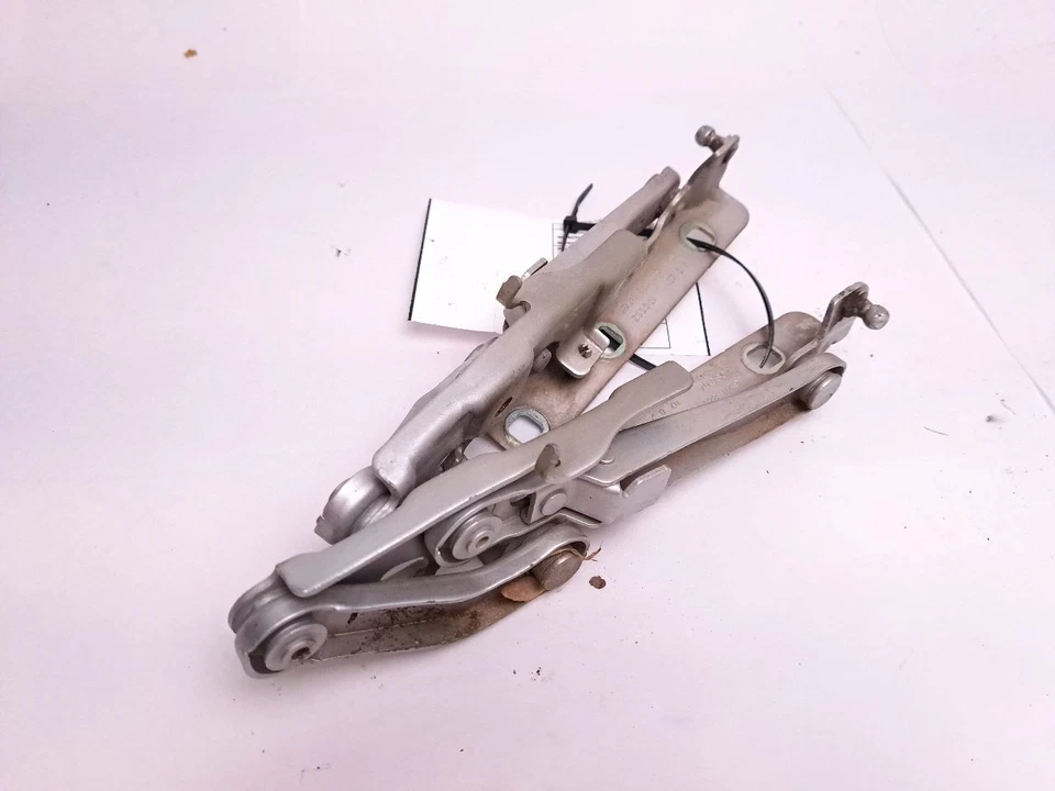 HOOD HINGES FOR MERCEDES-BENZ E500 2003 - Image 2 of 4