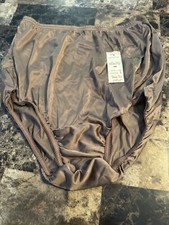 VINTAGE VANITY FAIR SHEER GRANNY PANTY   ANTRON III. SIZE 5. NEW DUTCH COCOA