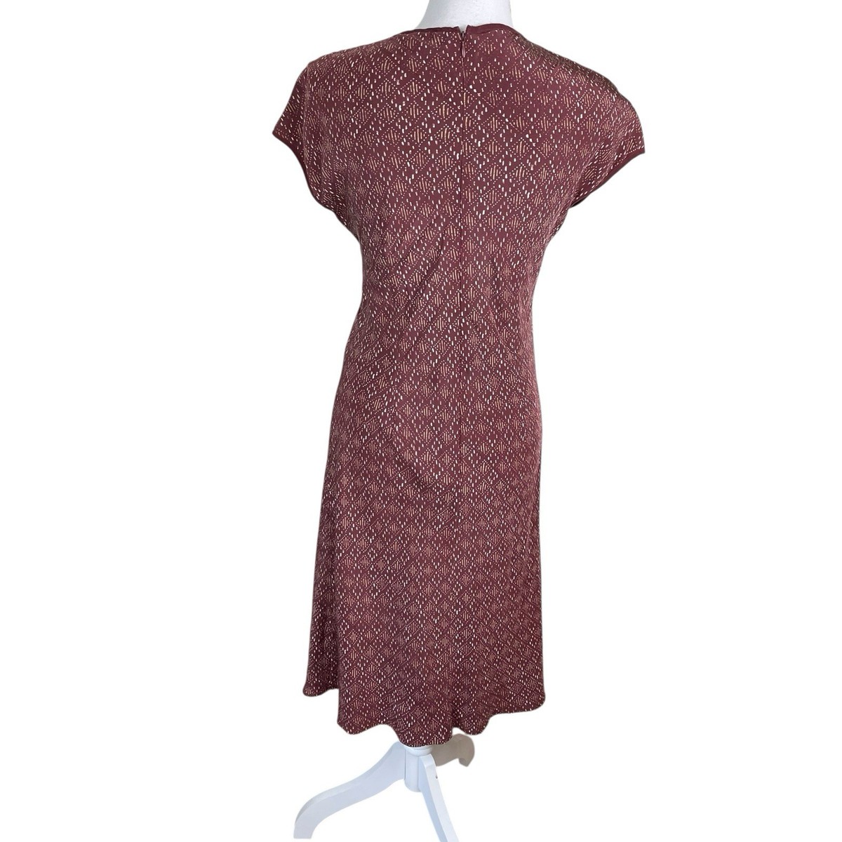 isabella bird silk dress Anthropologie Isabella Bird 100% Silk Dress Sz 4 Raisin Fitted Romantic Feminine