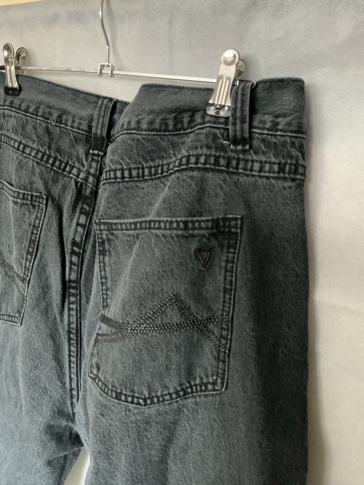Guinness Mens Denim Jeans Light Black Distressed Size 36 Waist image 5