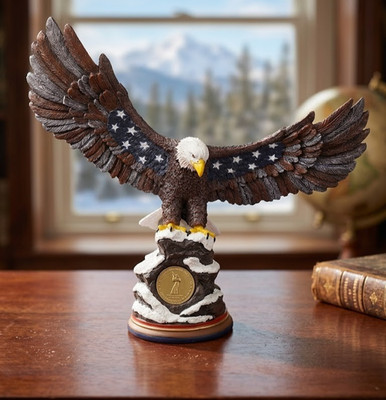 Bradford Exchange   United We Stand  American Flag Eagle Sculpture