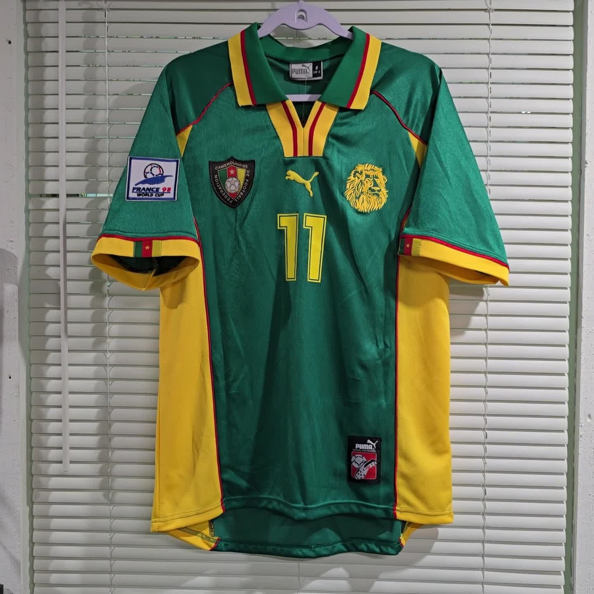 CAMEROON Home World Cup 1998 - Soccer - ETO'O # 11 - XL (Run Small