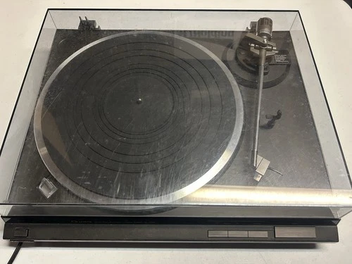 Quartz Technics Turn table SL-QD22