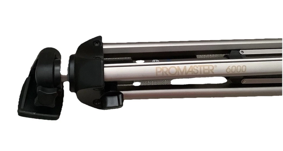 Tripod PROMASTER 6000 ~Silver Max 29" Adjustable Height in Very Good Condition - Image 4 of 4