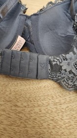 Victoria&rsquo;s Secret Dream Angels Lined Demi Gray Lace UW Bra Sz 32DD 