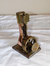 ANTIQUE LIVE STEAM VERTICAL ENGINE