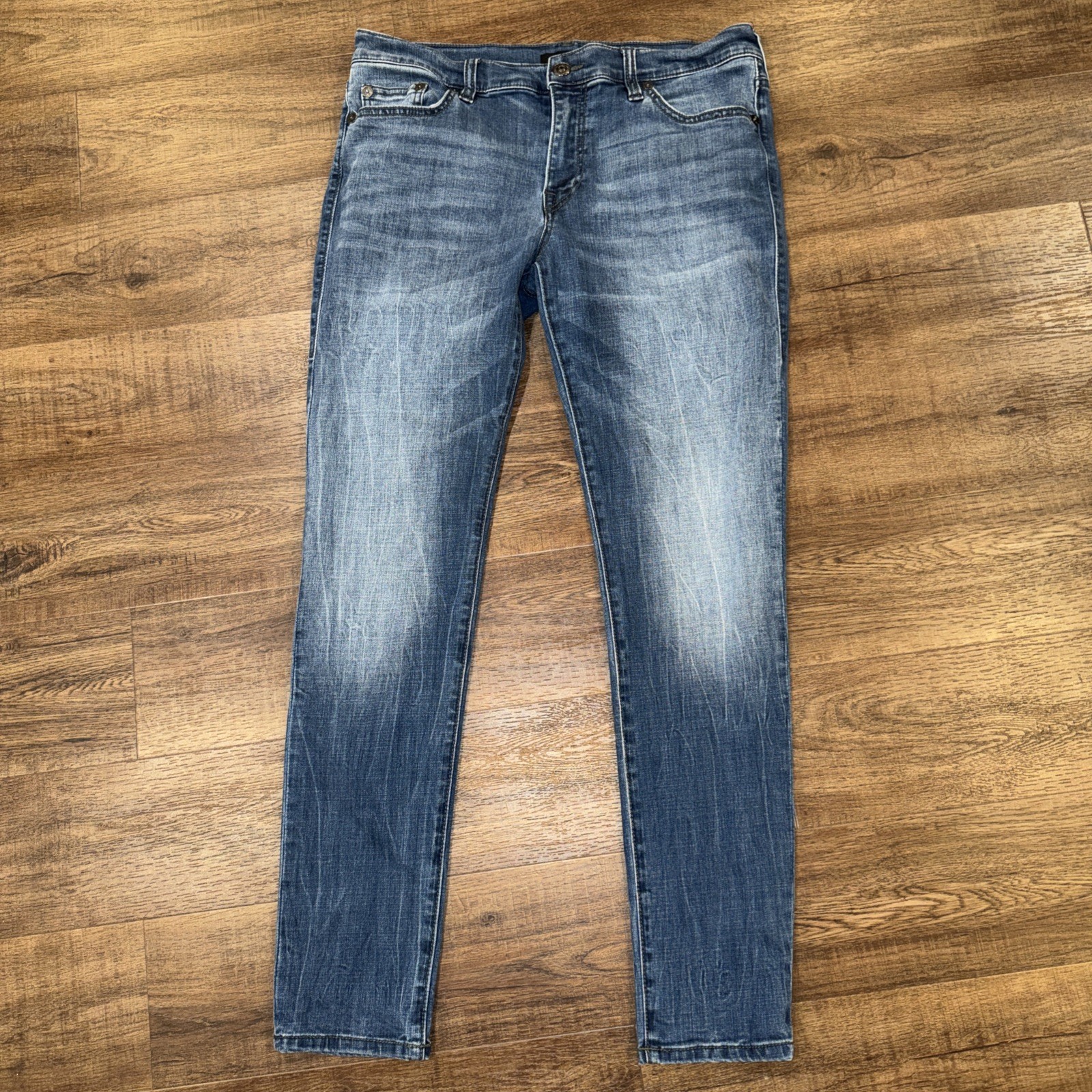 TRUE RELIGION Tony Straight Jeans Mens Size 34 (34x31) Medium Wash Blue thumbnail 2