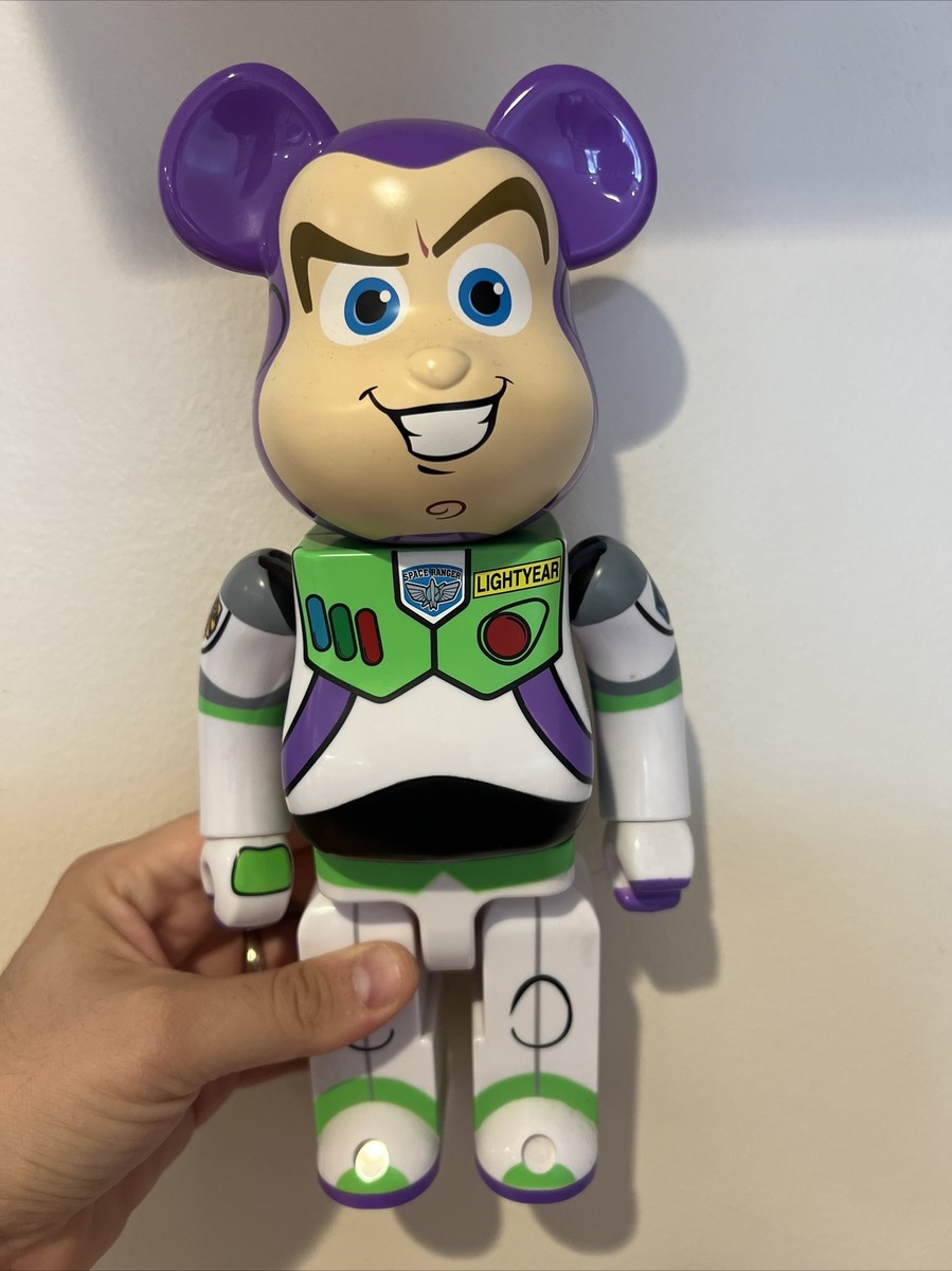Buzz Light year 400% Bearbrick Medicom Toy Story limited Buzz Light year 400% Bearbrick Medicom Toy Story limited