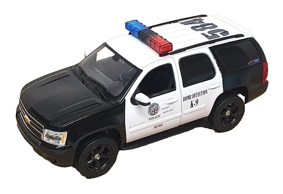 White WELLY Chevrolet Diecast & Toy Vehicles