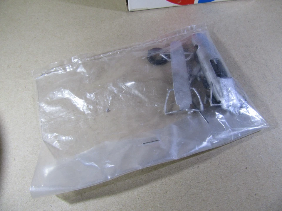 504W John Day E2027 Ferrari 1512 F1 1964 Kit WM à Monter 1:43 + Boite - Photo 3/4