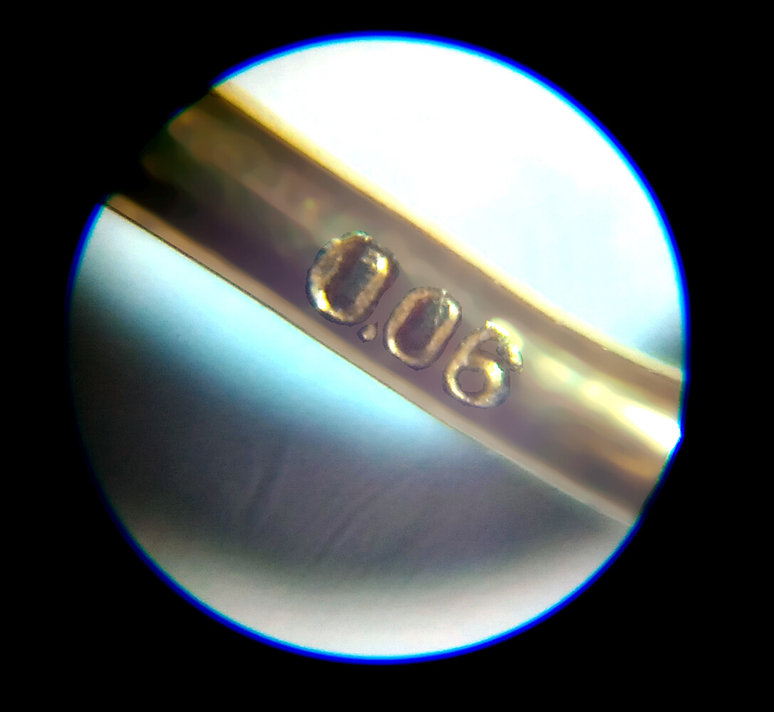 750 ECHT GOLD ** Diamant Brillant 0,06 Ct. Nasenstecker Piercing