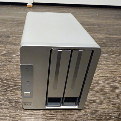 TerraMaster F2-210 TNAS 2-Bay NAS With 2TB HDD Ethernet USB 3.0
