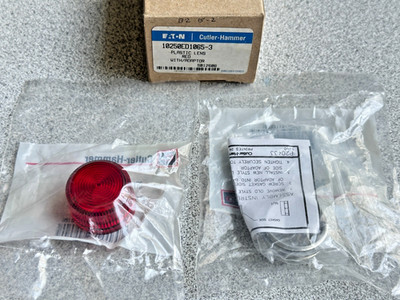 NEW EATON CUTLER-HAMMER 10250ED1065-3 PUSHBUTTON RED LENS WITH ADAPTOR