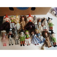 McDonald  s Happy Meal Madame Alexander "The Wizard of Oz" doll series. Lot of 18