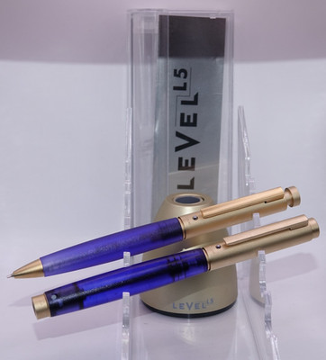 Set Pelikan Level 5 Gold Füllfederhalter 18 Karat Gold Feder und Druckbleistift