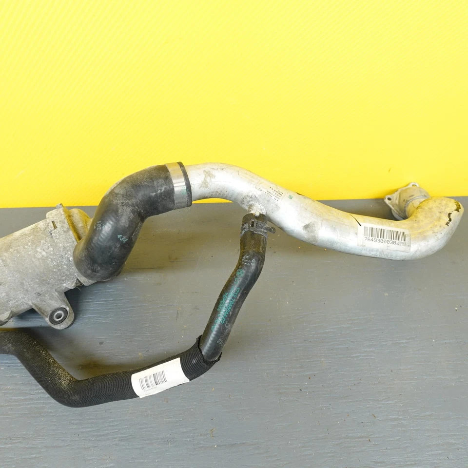 BMW 435i F32 F33 F36 2014-2018 motor de agua de circulación derecha con manguera 32891100 Foto 3 de 4