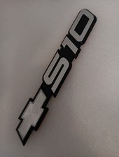 Chevy 1994-2004 S10 Door Side Rear Tailgate Emblem Badge Logo Oem Chevy 1994-2004 S10 Door Side Rear Tailgate Emblem Badge Logo Oem