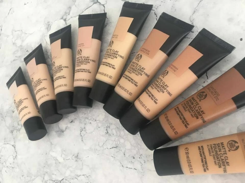 The Body Shop - Matte Clay Skin Clarifying Foundation - Various