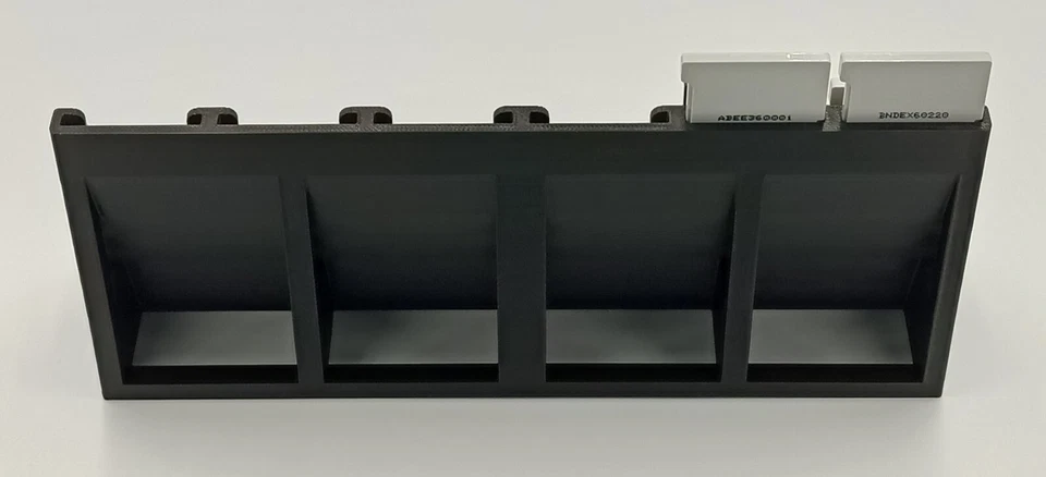 Nintendo DS y 3DS Display Stand Torre Soporte Estuche - Tiene capacidad para 36 juegos Foto 3 de 3