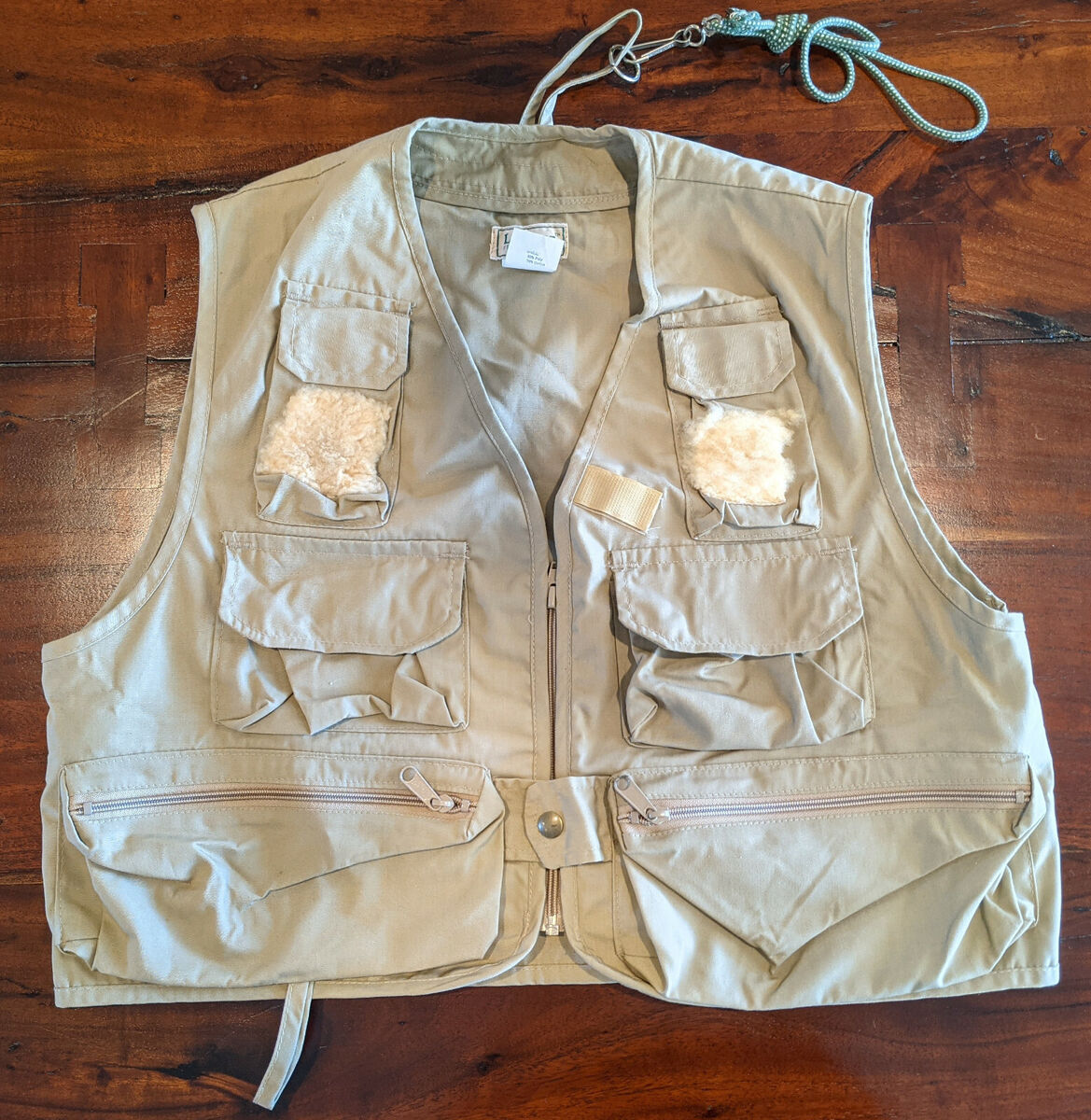 Vintage L.L. Bean Tan Fly Fishing Vest Size L