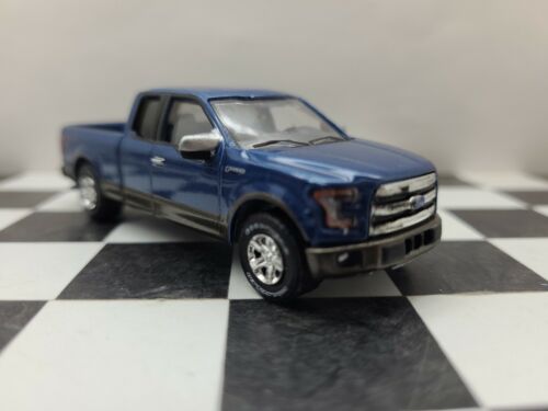 1:64 Custom 2016 XLT Ford F150 4WD truck Pickup Farm DCP ertl 4x4 hitch & tow