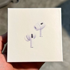 Apple AirPods Pro 2nd Gen White MagSafe Charging Case USB-C 