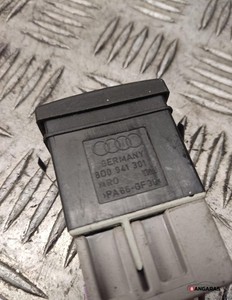 AUDI A4 8D2, B5 Schalter zur Einstellung der Scheinwerferhöhe 26255195