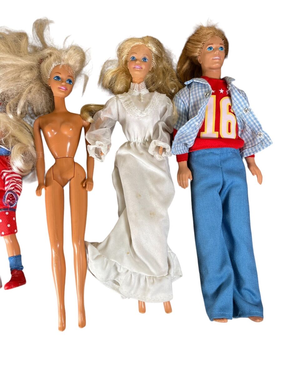 Random Lot of 5 Vintage Clothed Barbies - Could Be Treasures Random Lot of 5 Vintage Clothed Barbies - Could Be Treasures