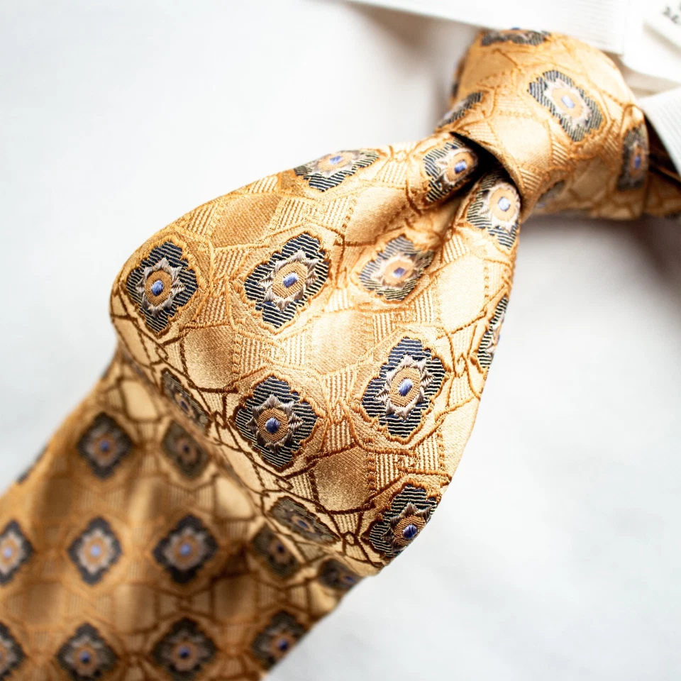 Corbata de seda tejida geométrica gris oro amarillo Robert Talbot 61" L x 4" W Foto 4 de 4