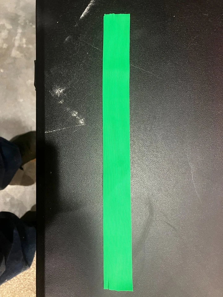 4 Feet OMP Rubber Cat Whisker Bow String Silencers RED GREEN Mix 4 One ft pieces - Image 2 of 3