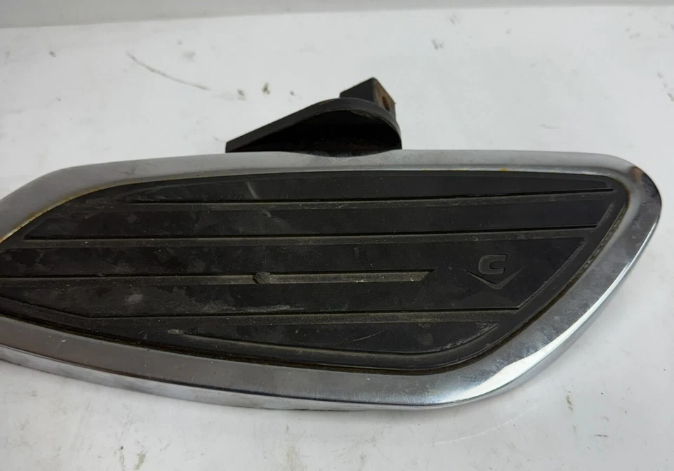 Suzuki Boulevard C50 2006 talón puntera cambio pedal - 232 Foto 3 de 4