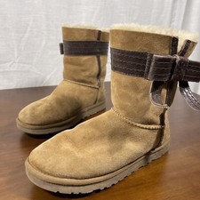 Ugg Australia Women's 1003174 Josette Sheepskin Boots Chestnut Size 7.