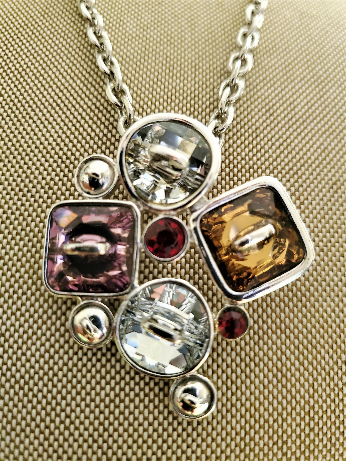 Vintage unsigned large button rhinestone unique N… - image 7