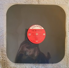 (VINYL ONLY) The Monkees,Self Titled DEBUT Vinyl Record 1966(With Theme Song)VG