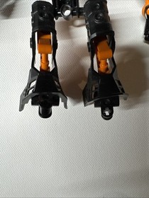 LEGO 7170 HERO Factory Bionicle Jimi Stringer For Parts Incomplete Orange Black