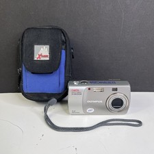 Olympus CAMEDIA D-540 Zoom 3.2MP Digital Camera - EXCELLENT - WORKS (No SD Card)