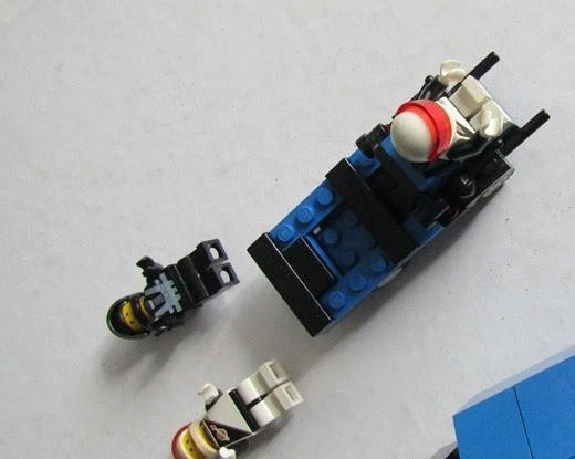Lego Space Police commandeur de mission.6986. - Photo 3/4
