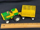TONKA Vtg 70s Green/Yellow Tractor & Hay Wagon/Metal & Plastic/Great Condition!