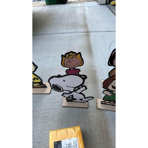 complete peanuts charlie brown birthday party decorations table decor party bags - Picture 7 of 10